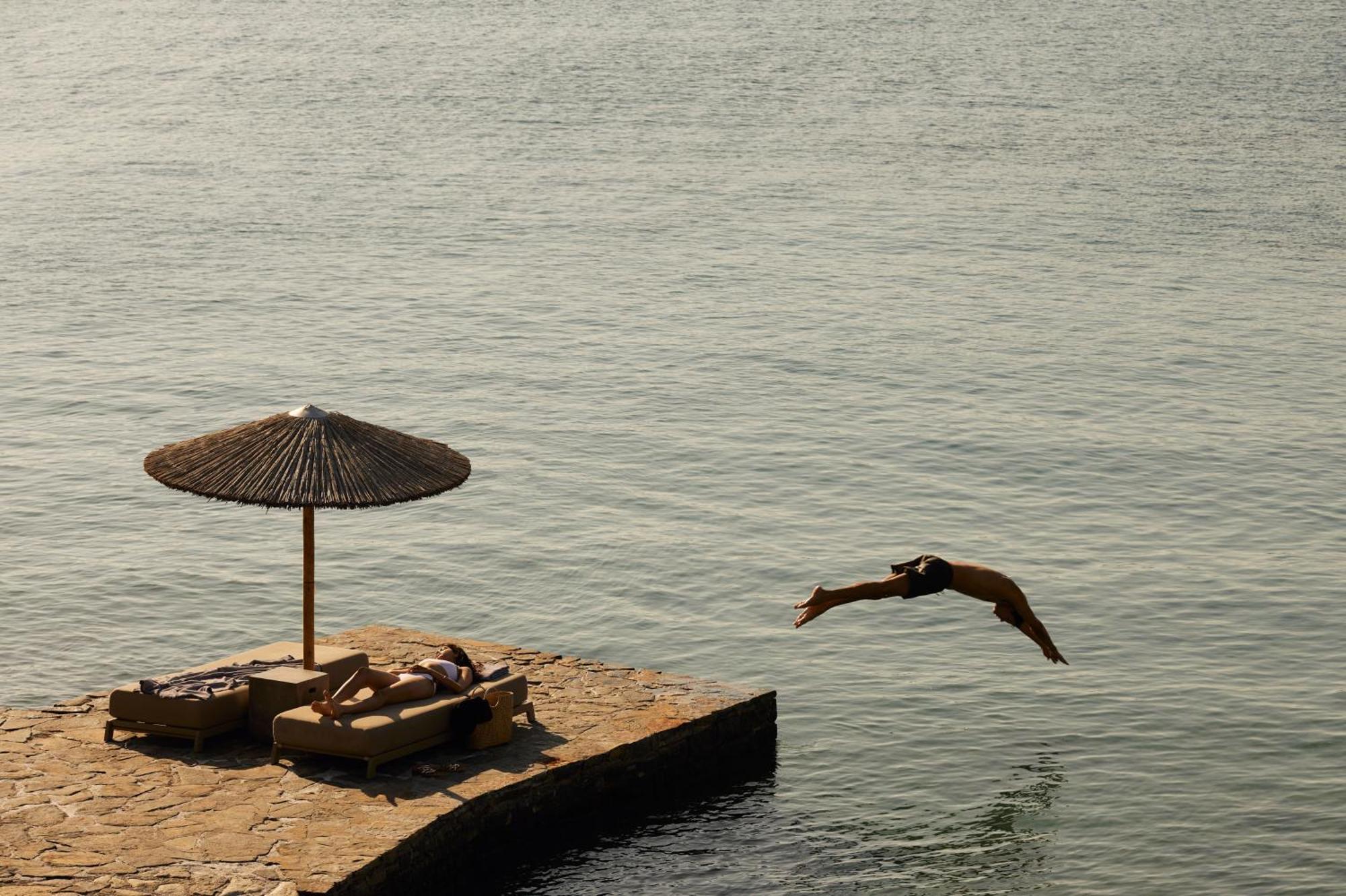 Minos Beach Art Hotel, A Member Of Design Hotels Agios Nikolaos Exterior foto